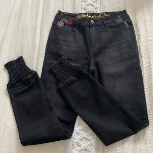 Black embroidered Desigual jeans